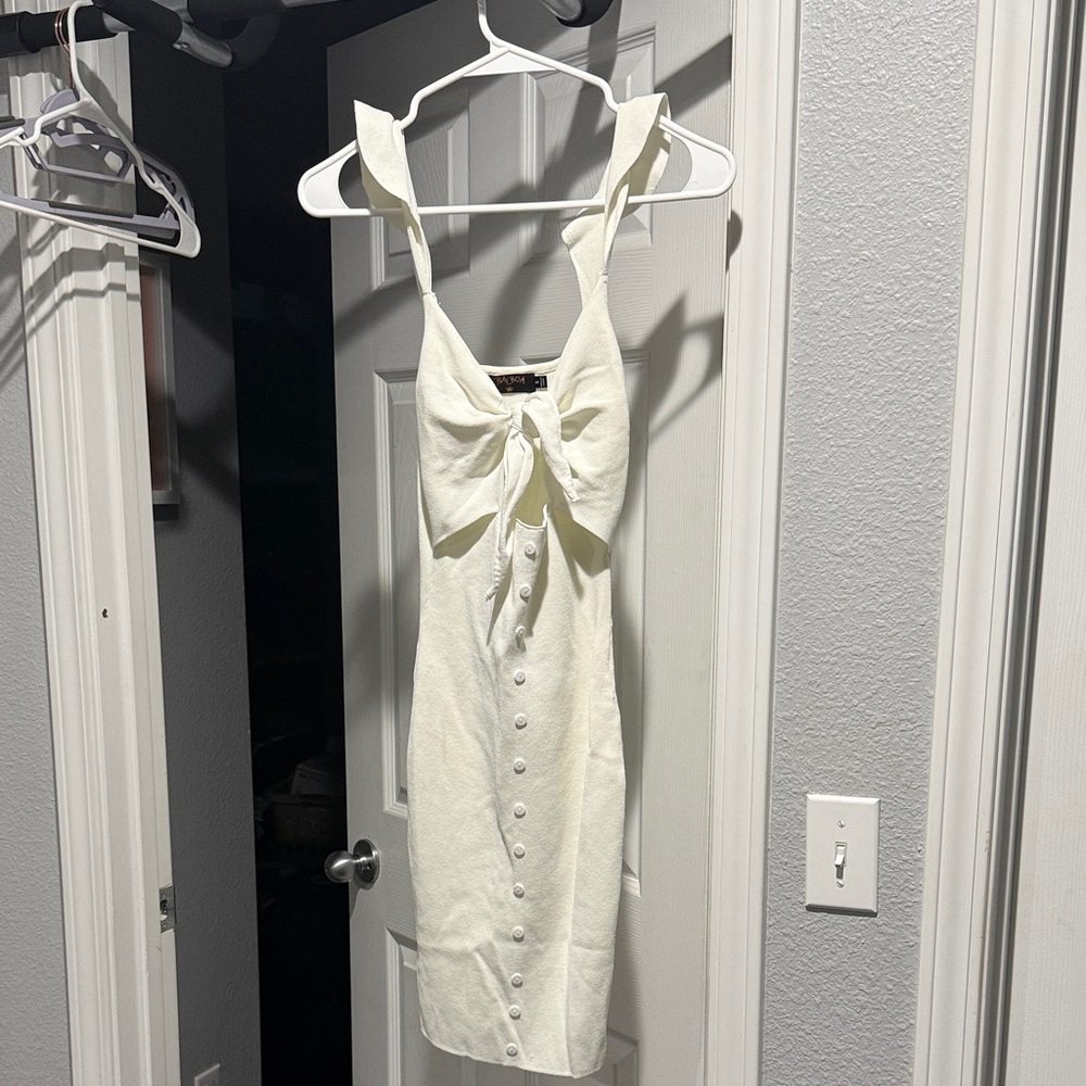 Girly Mini White Dress with cut out Bow